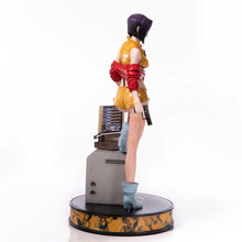 Load image into Gallery viewer, First 4 Figures Cowboy Bebop Faye Standard Polyresin Statue