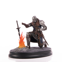 Load image into Gallery viewer, First 4 Figures Dark Souls Elite Knight Humanity Standard Polyresin Statue