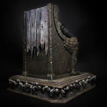 Load image into Gallery viewer, PureArts Dark Souls III Yhorm the Giant 1/12 Scale Polyresin Collectible Statue