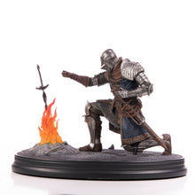 Load image into Gallery viewer, First 4 Figures Dark Souls Elite Knight Humanity Standard Polyresin Statue
